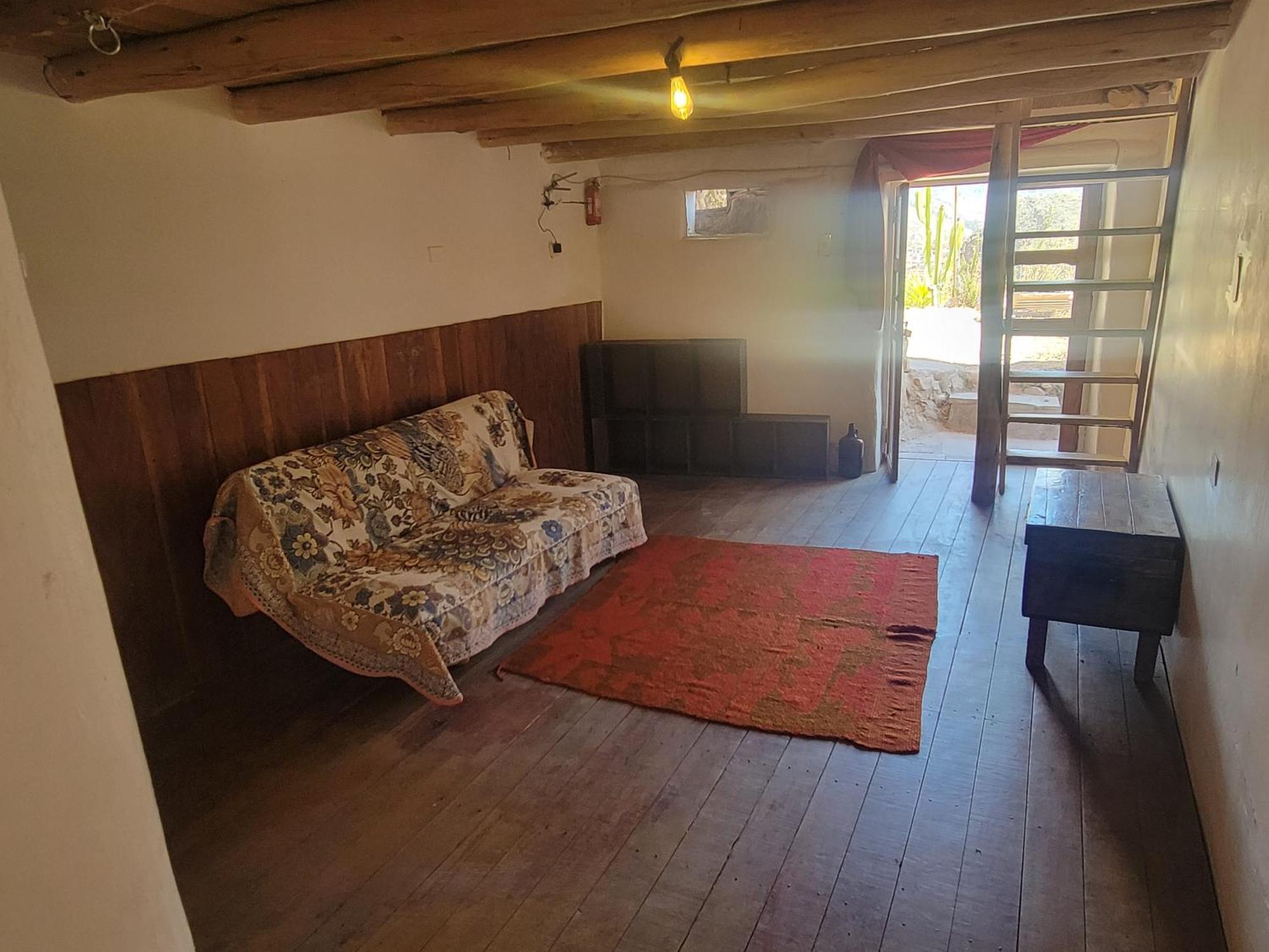 Wolf Totem Steam Punk Guesthouse 피삭 객실 사진